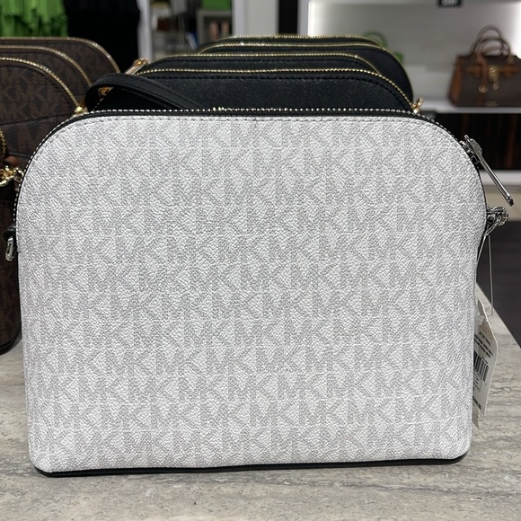 Michael Kors Jet Set Travel Color-Block Signature Logo Crossbody Bag
Optic White - Picture 10 of 16